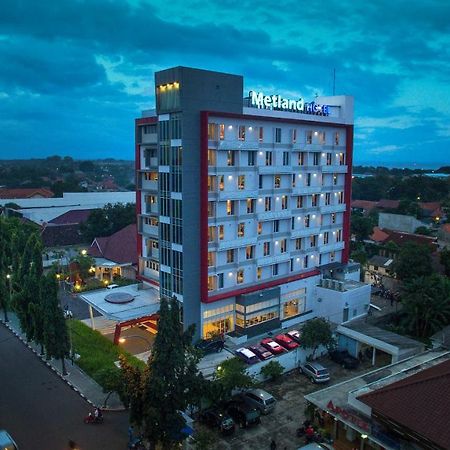 Metland Hotel Cirebon Exteriér fotografie