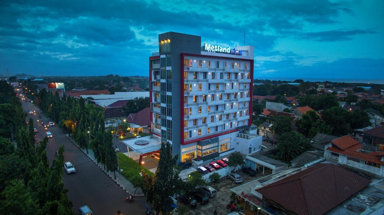Metland Hotel Cirebon Exteriér fotografie