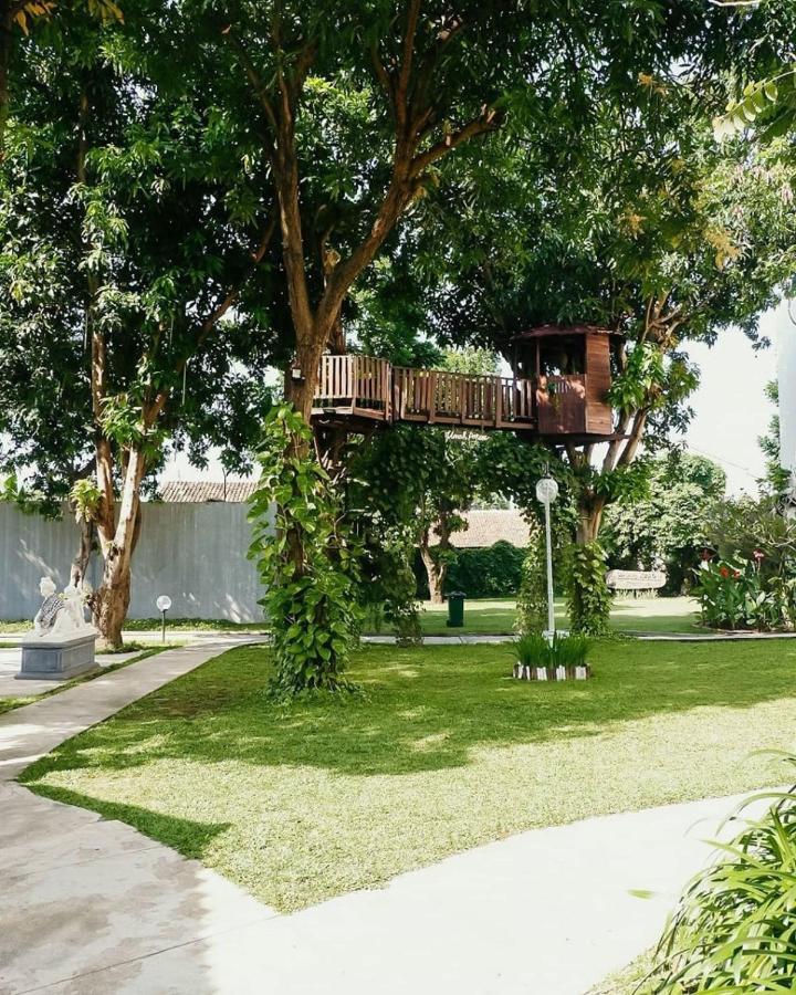 Metland Hotel Cirebon Exteriér fotografie