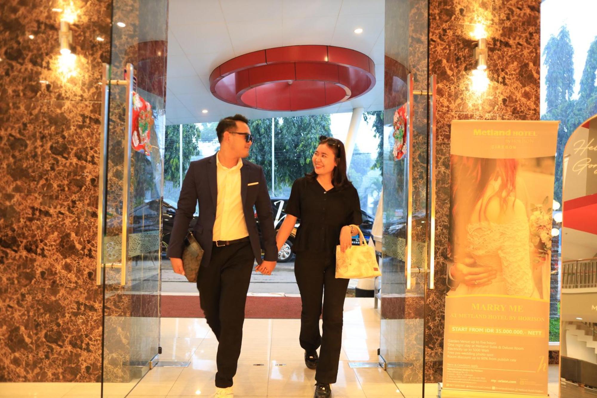 Metland Hotel Cirebon Exteriér fotografie
