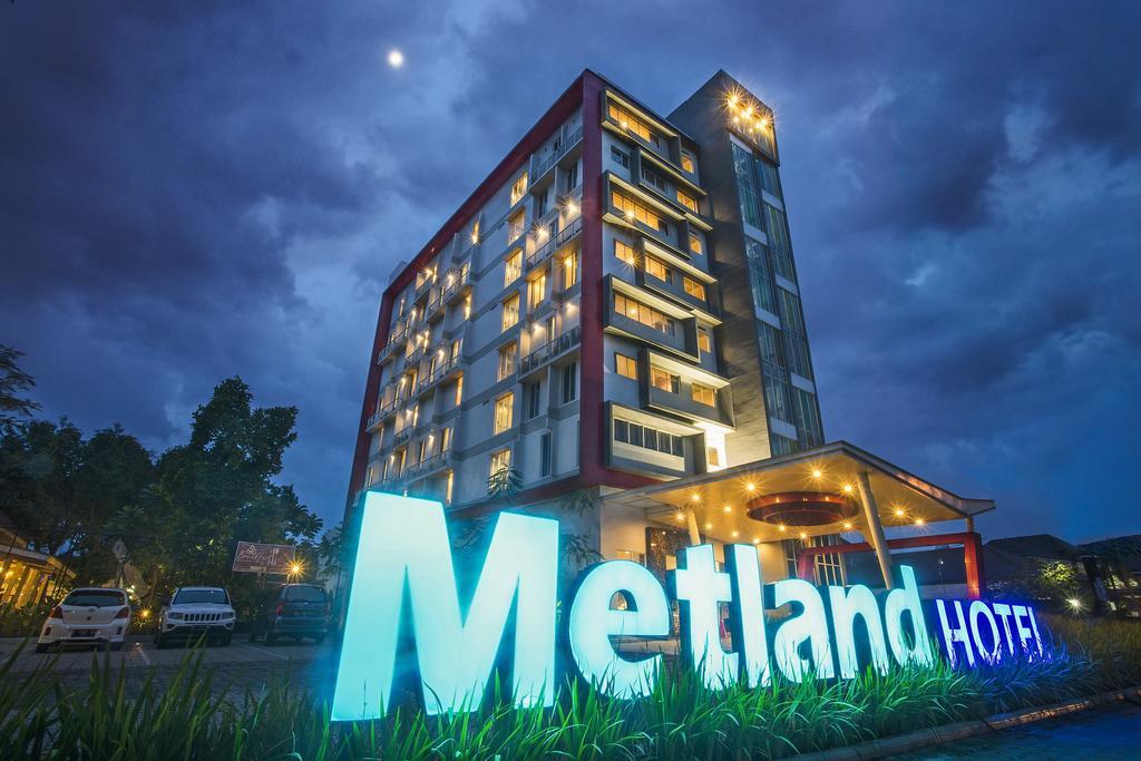 Metland Hotel Cirebon Exteriér fotografie